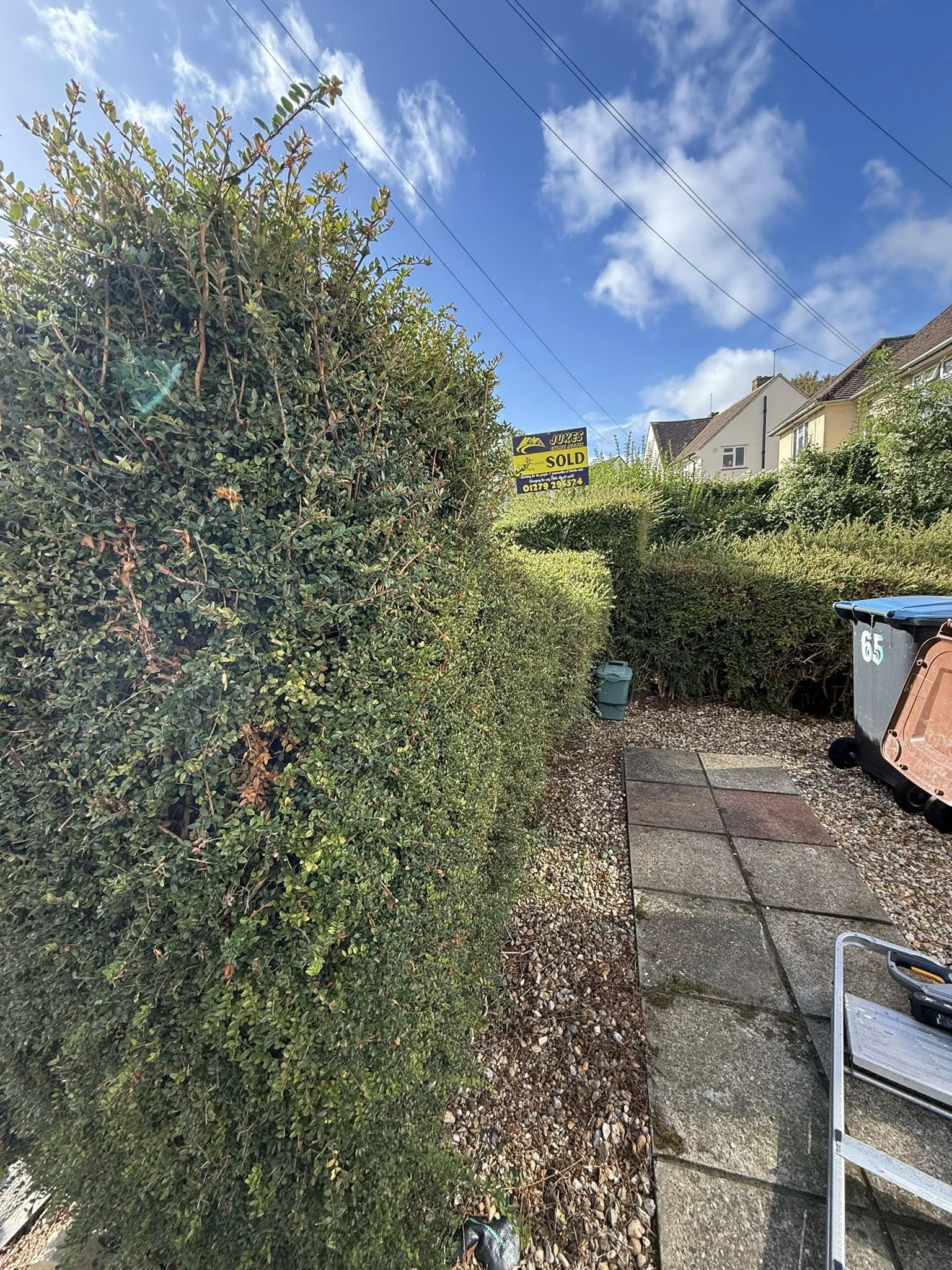 HB Gardencare working in a local Harlow garden